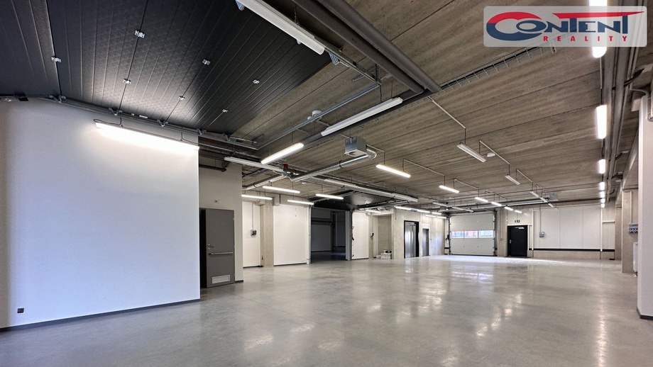 Pronájem sklady, 1 100 m² - Praha - Horní Počernice