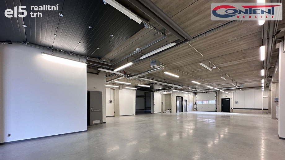 Pronájem sklady, 1 100 m² - Praha - Horní Počernice