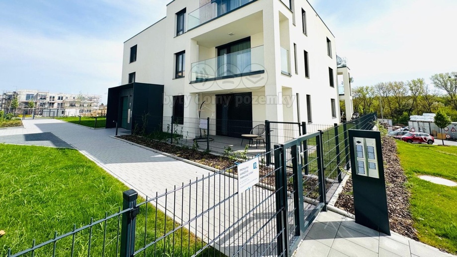 Pronájem byty 2+kk, 70 m² - Olomouc - Nová Ulice