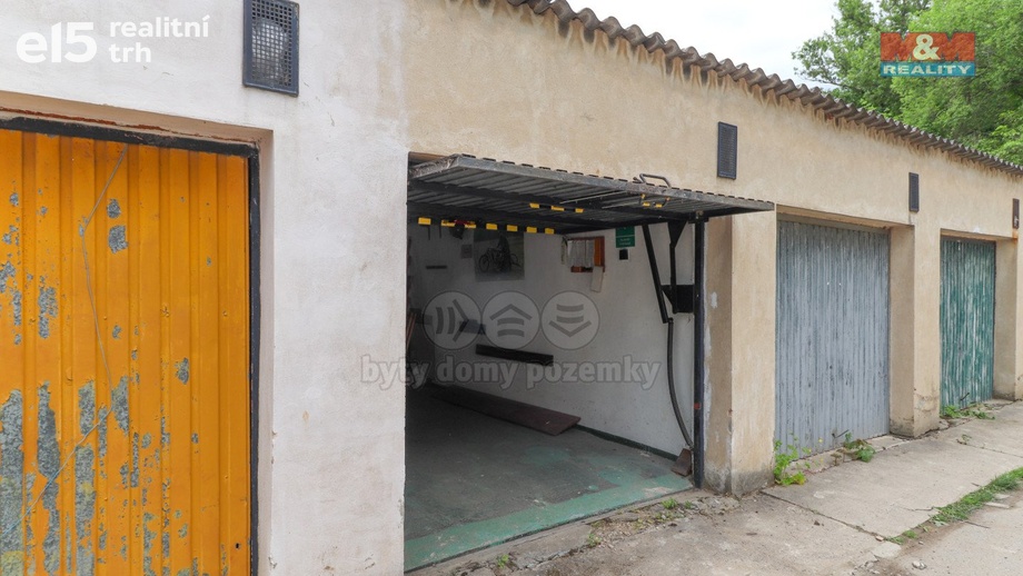 Prodej garáže, 16 m² - Praha - Dejvice