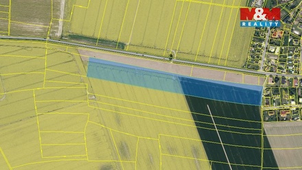 Prodej stavebního pozemku 3 364 m², Staré Jesenčany