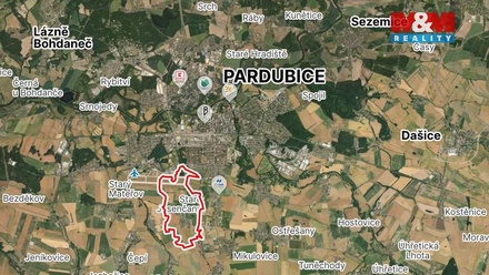 Prodej stavebního pozemku 3 364 m², Staré Jesenčany