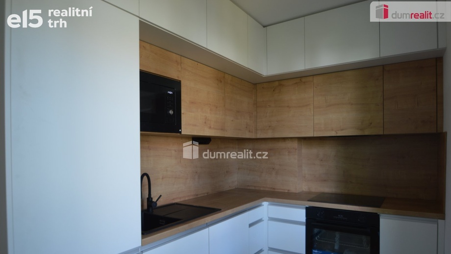 Pronájem byty 2+1, 55 m² - Praha