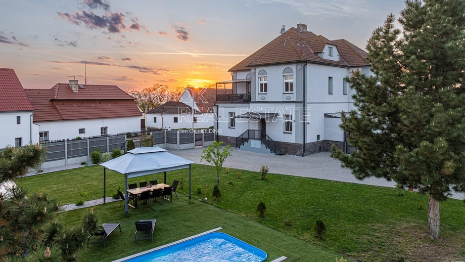 Prodej rodinné domy, 382 m² - Žatec - Záhoří