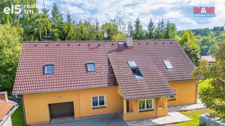 Prodej rodinné domy, 300 m² - Dolní Bělá