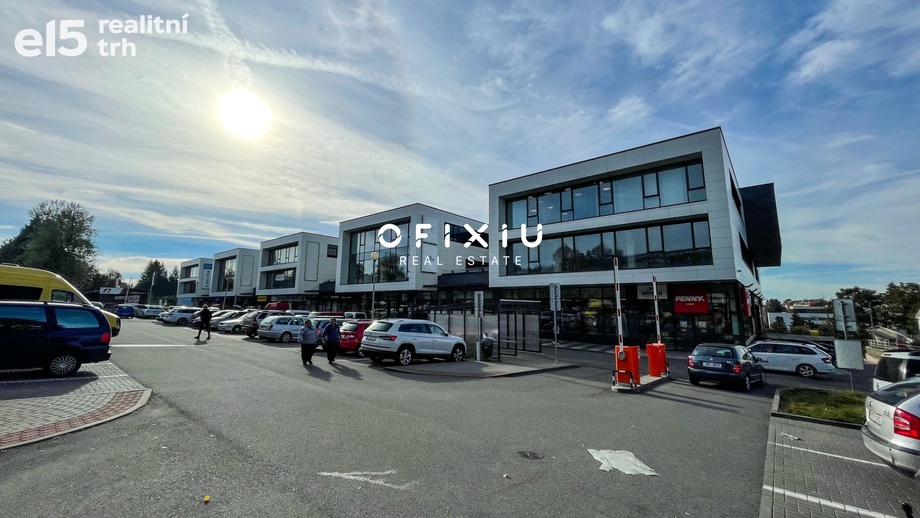 Pronájem kanceláře 275 m², Brno - Lesná
