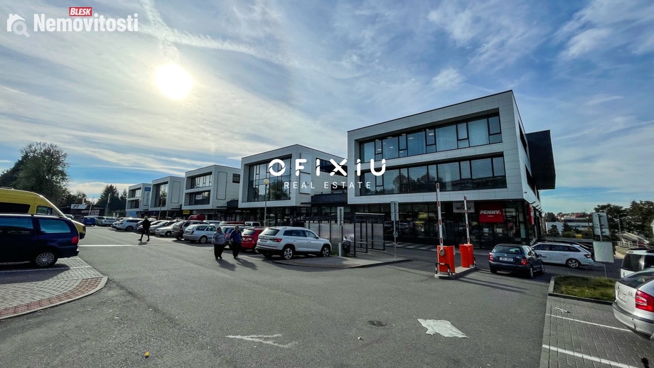 Pronájem kanceláře 275 m², Brno - Lesná