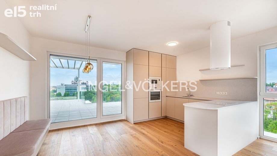 Pronájem byty 4+kk, 126 m² - Praha - Strašnice