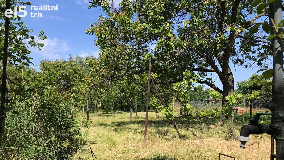 Prodej pozemky - zahrady, 1 374 m² - Znojmo-město