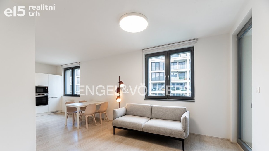 Pronájem byty 2+kk, 65 m² - Praha - Karlín