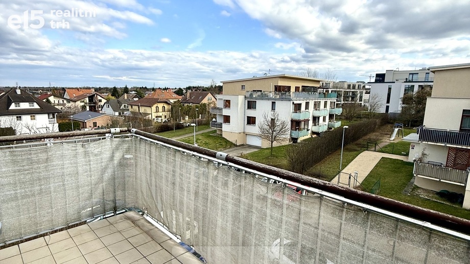 Prodej byty 2+kk, 64 m² - Praha - Štěrboholy