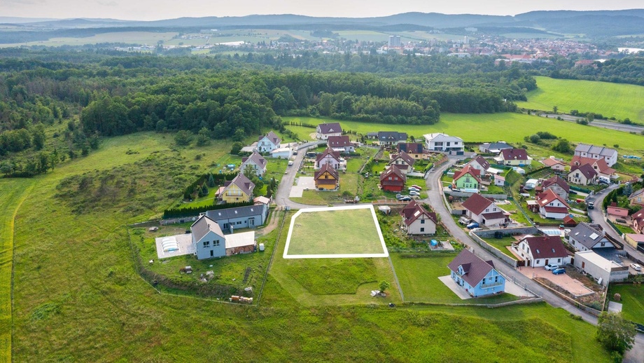 Prodej stavebního pozemku 1 104 m², Stará Huť