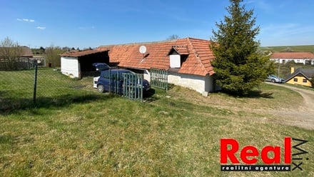 Prodej rodinného domu 400 m², Kulířov