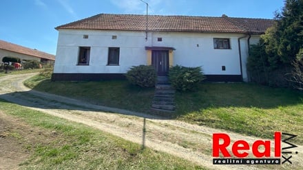 Prodej rodinného domu 400 m², Kulířov