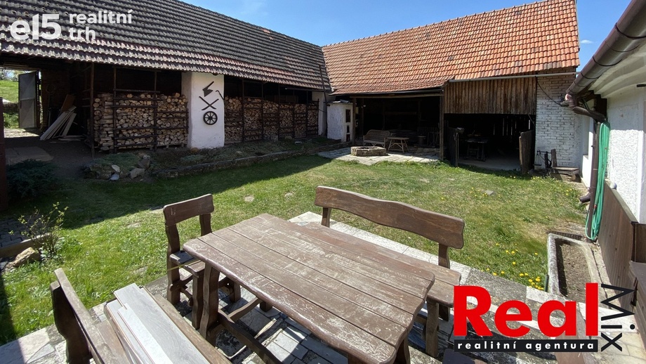 Prodej rodinné domy, 400 m² - Kulířov