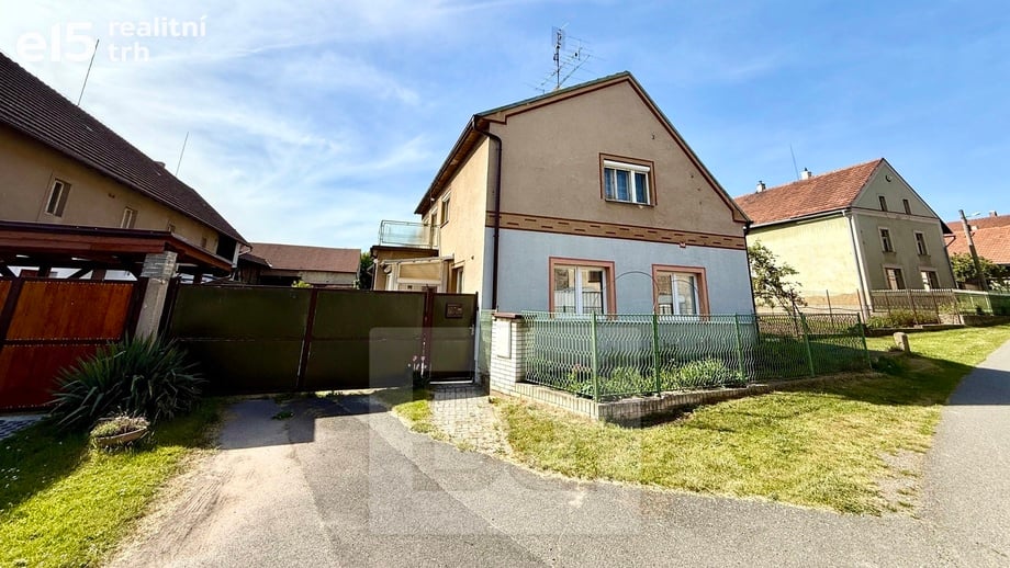 Prodej rodinné domy, 153 m² - Krupá