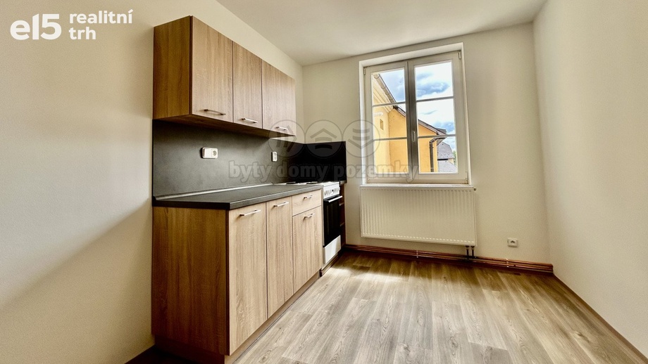 Pronájem byty 2+kk, 53 m² - Jindřichův Hradec III