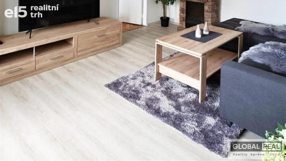 Pronájem byty 2+1, 65 m² - Jihlava