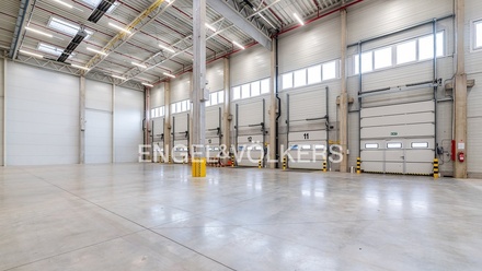 Pronájem skladu 2 828 m², Hostivice