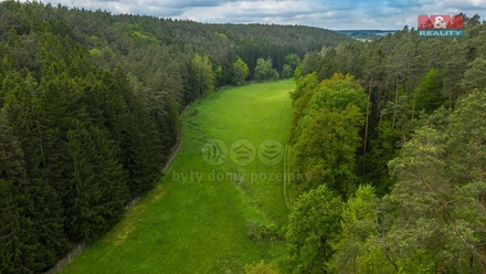 Prodej zahrady 1 800 m², Bílá Hlína