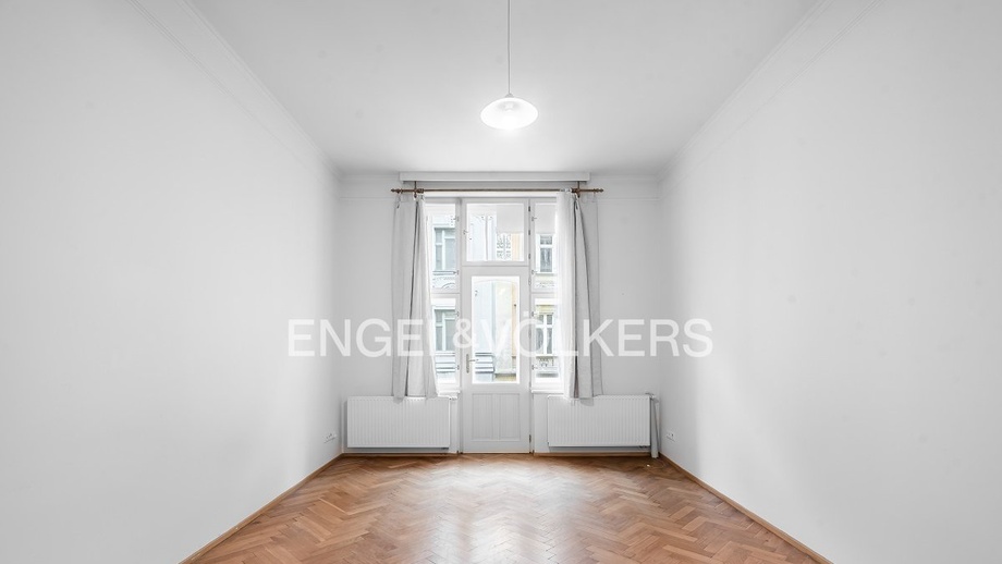 Pronájem bytu 2+1 73 m², Praha - Staré Město