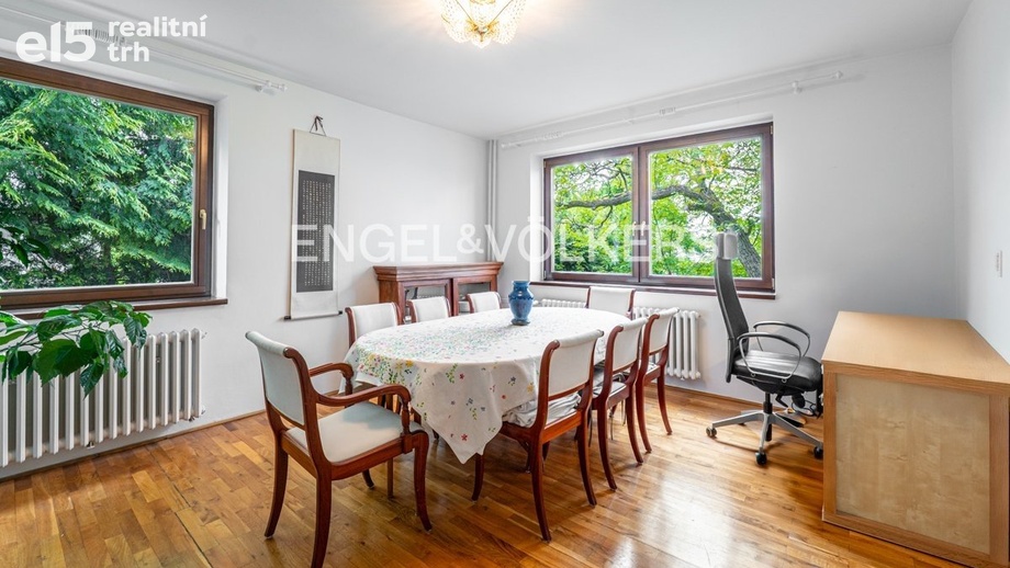 Pronájem rodinné domy, 225 m² - Praha - Břevnov