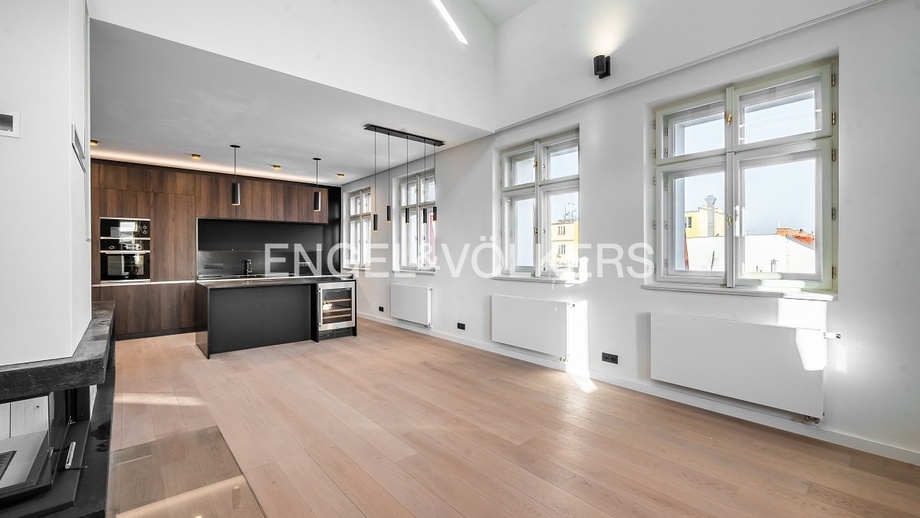 Pronájem bytu 4+kk 148 m², Praha - Smíchov