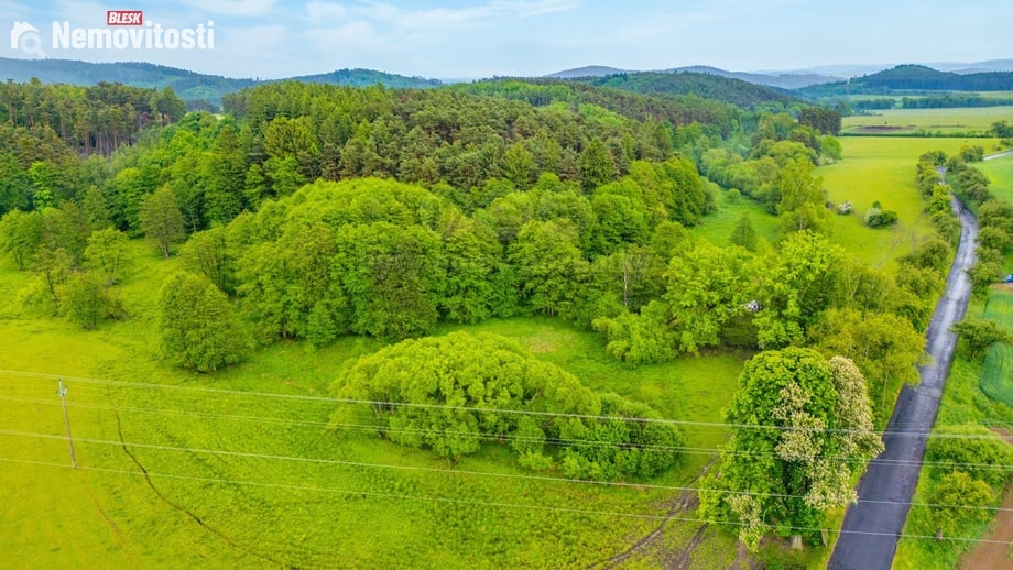 Prodej specifického pozemku 4 106 m², Borotice