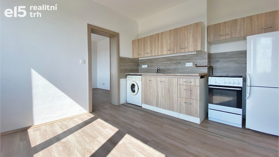 Pronájem byty 2+kk, 32 m² - Brno - Židenice