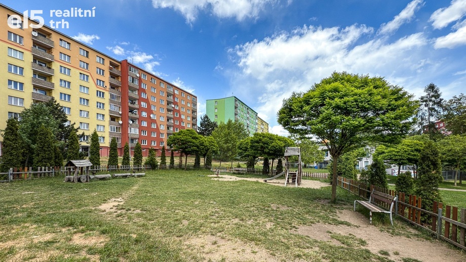 Pronájem byty 2+1, 59 m² - Chomutov