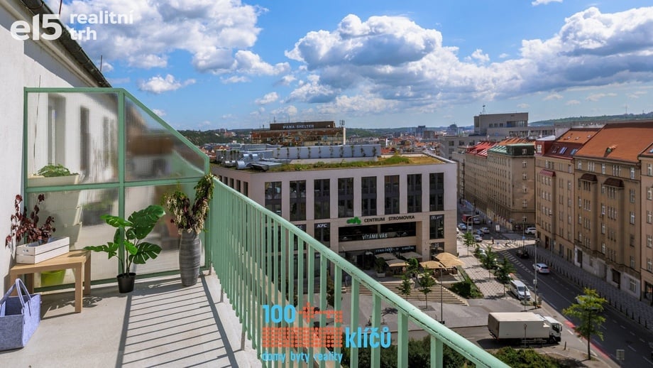 Prodej byty 1+kk, 37 m² - Praha - Holešovice