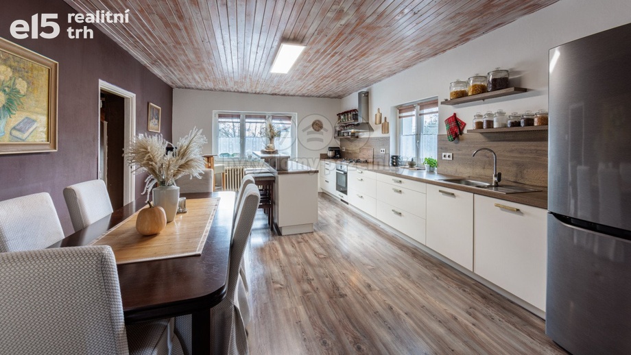 Prodej rodinného domu 229 m², Chodov