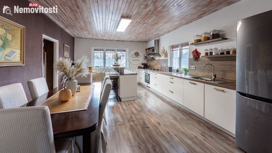 Prodej rodinného domu 229 m², Chodov