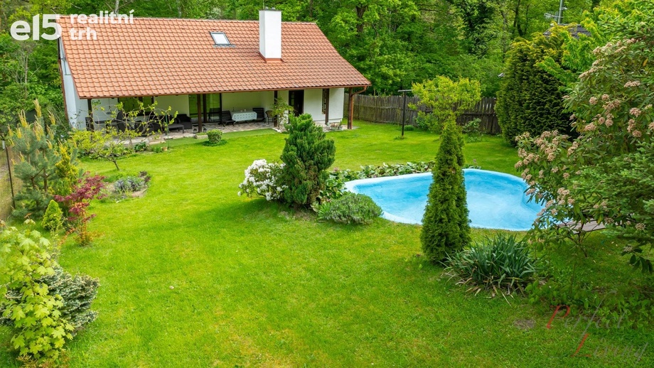 Prodej chalupy 145 m², Želízy