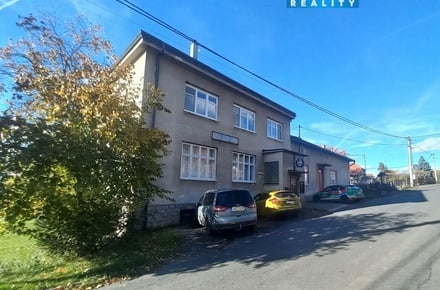 Prodej rodinného domu 280 m², Žlebské Chvalovice