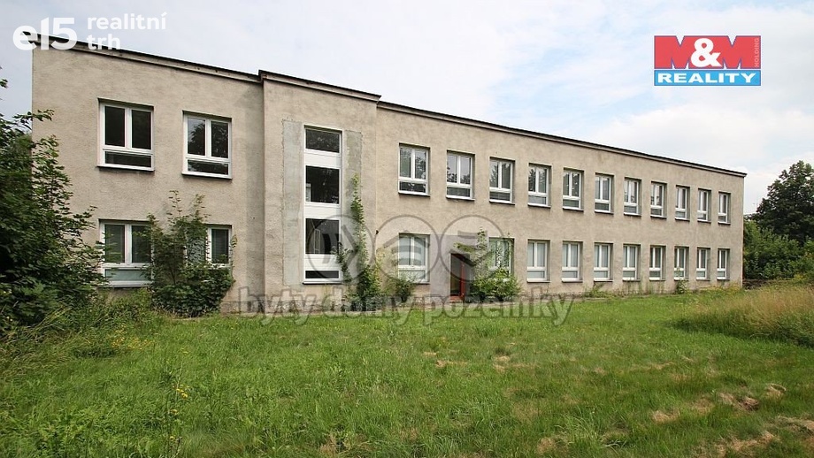 Prodej komerční nemovitosti 3 800 m², Karviná - Nové Město
