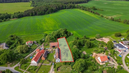 Prodej stavebního pozemku 2 302 m², Zahrádka