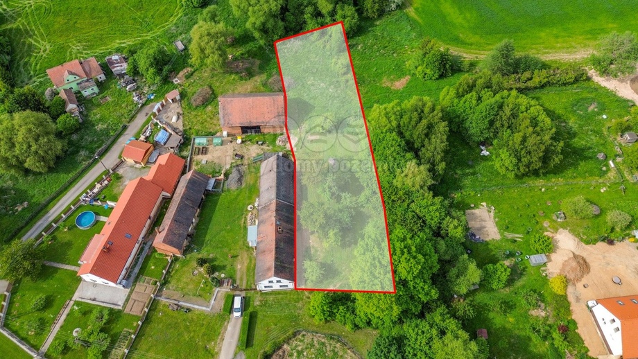 Prodej stavebního pozemku 2 302 m², Zahrádka