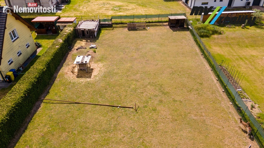 Prodej stavebního pozemku 870 m², Sojovice