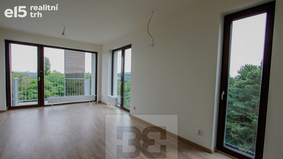 Pronájem byty 2+kk, 49 m² - Praha - Hrdlořezy