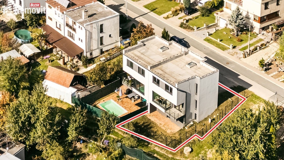 Prodej rodinného domu 179 m², Holubice