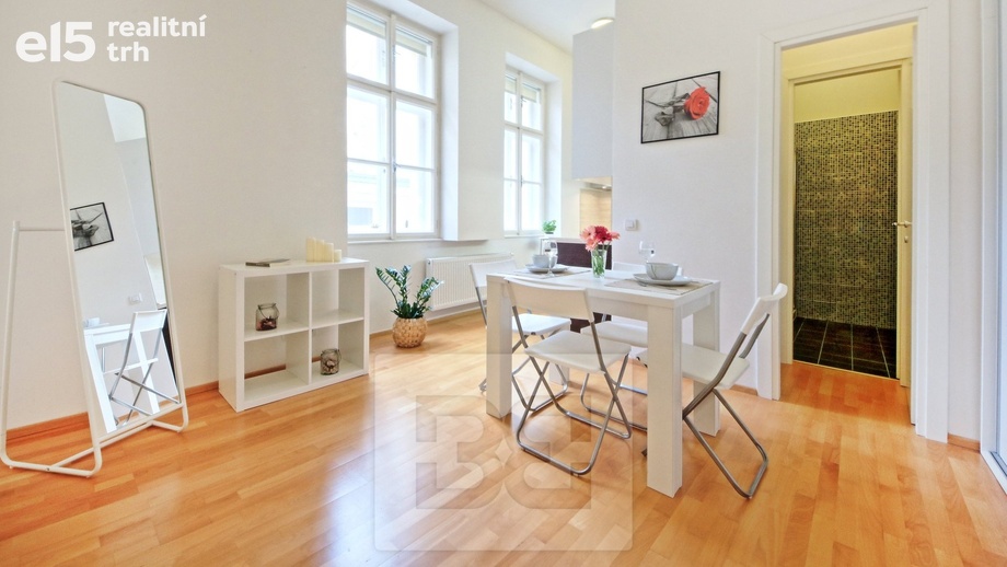 Pronájem byty 1+kk, 31 m² - Praha - Nové Město