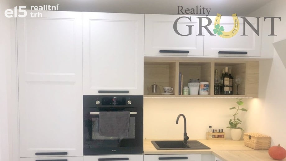 Prodej bytu 2+1 57 m², Karviná - Nové Město