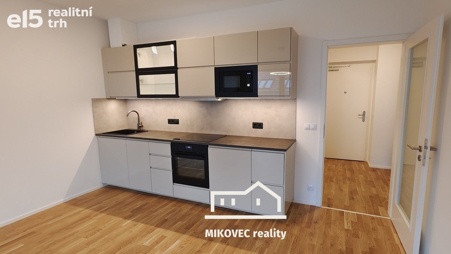 Pronájem byty 2+kk, 62 m² - Praha - Michle