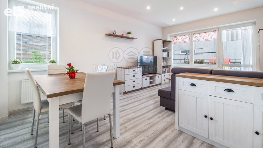 Pronájem byty 3+1, 137 m² - Liberec VII-Horní Růžodol