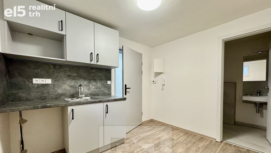 Pronájem ordinace, 16 m² - Střelice