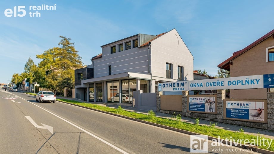Pronájem obchodní prostory, 526 m² - Praha - Horní Počernice