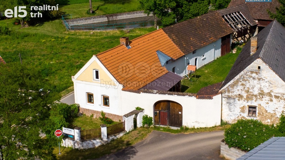 Prodej rodinné domy, 200 m² - Hlupín