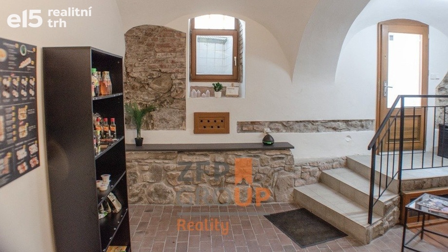 Pronájem obchodní prostory, 50 m² - Moravské Budějovice