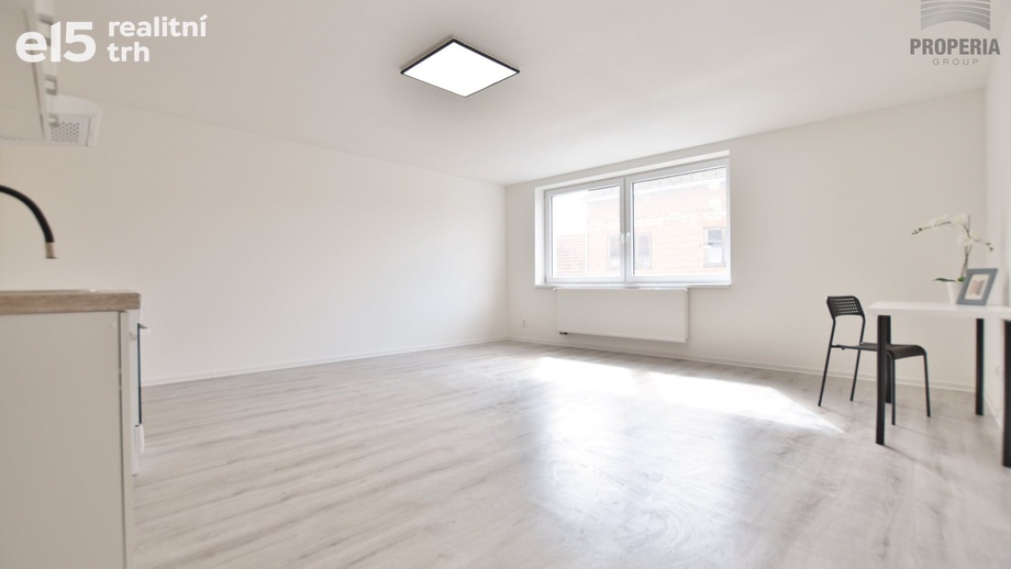 Pronájem byty 2+kk, 50 m² - Brno - Židenice